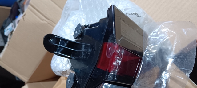 Imagine pentru produsul „STOP STG EXT [DEFECT ACCEPTABIL] BMW 7 MARELLI"