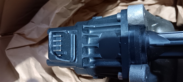 Imagine pentru produsul „TURBO CU GALERIE EVACUARE [DEFECT ACCEPTABIL] - O.E. BMW"