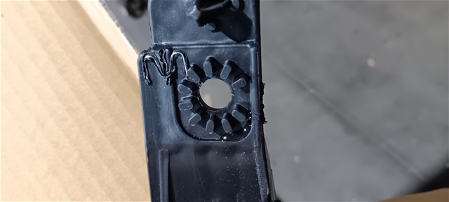 Imagine pentru produsul „FAR CU MOTOR CU SOCLU NEGRU H1/H7 [DEFECT ACCEPTABIL] TYC A.M"