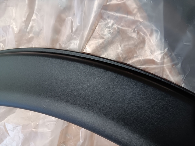 OVERFENDER ARIPA DR SPATE [DEFECT ACCEPTABIL] O.E
