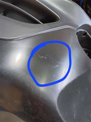 Imagine pentru produsul „BARA FATA GRUNDUITA MODEL CU SENZORI DE PARCARE [DEFECT ACCEPTABIL] O.E"