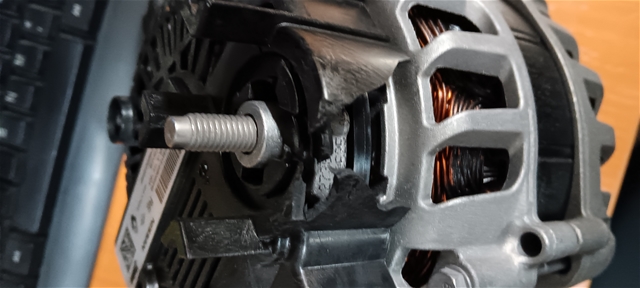 ALTERNATOR  [DEFECT ACCEPTABIL] O.E