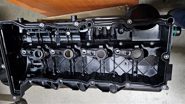 CAPAC CULBURATORI CU EPURATOR GAZE [DEFECT ACCEPTABIL] - O.E. BMW