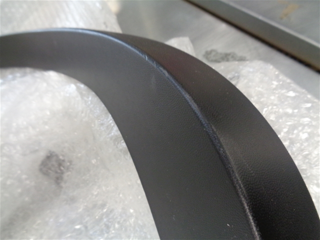 Imagine pentru produsul „OVERFENDER ROATA SPATE NEGRU [DEFECT ACCEPTABIL] O.E"