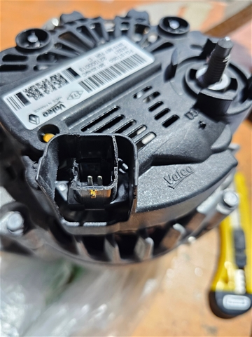 Imagine pentru produsul „ALTERNATOR MARCAJ [DEFECT ACCEPTABIL] O.E"