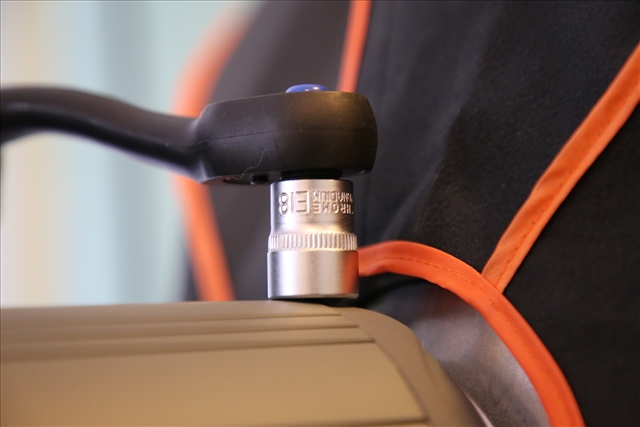 Imagine pentru produsul „TUBULARA 3/8 TORX E18 28MM-BRILLIANT TOOLS"