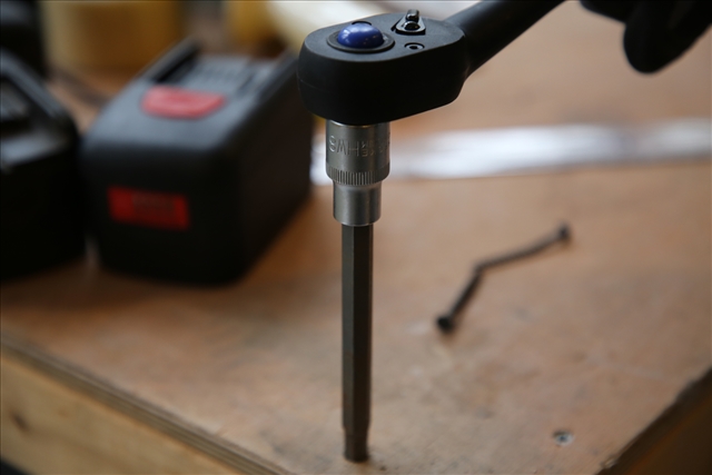 TUBULARA 1/2 HEXAGONALA CU BIT CAP SFERIC 8X140 MM, LUNG-BRILLIANT TOOLS