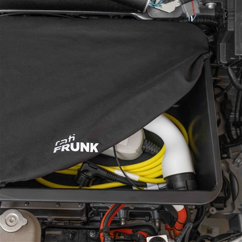 Imagine pentru produsul „SFNBB CUTIE DEPOZITARE SUB CAPOTA MOTOR SPRING 2021-2024 FRUNK"