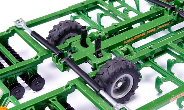 UTILAJ CULTIVATOR AMAZONE CENTAUR SCARA 1:32  SIKU