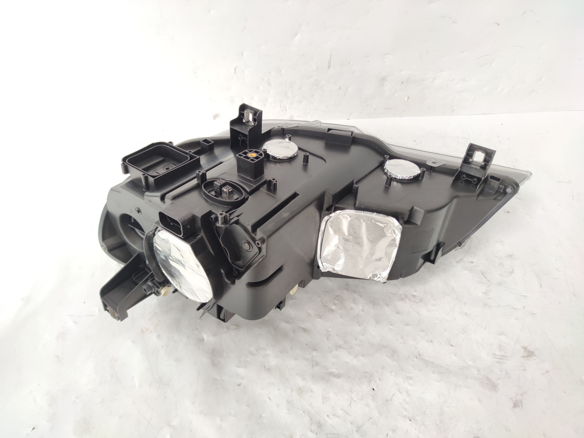 FAR DREAPTA BIXENON BMW E70 - REMAN