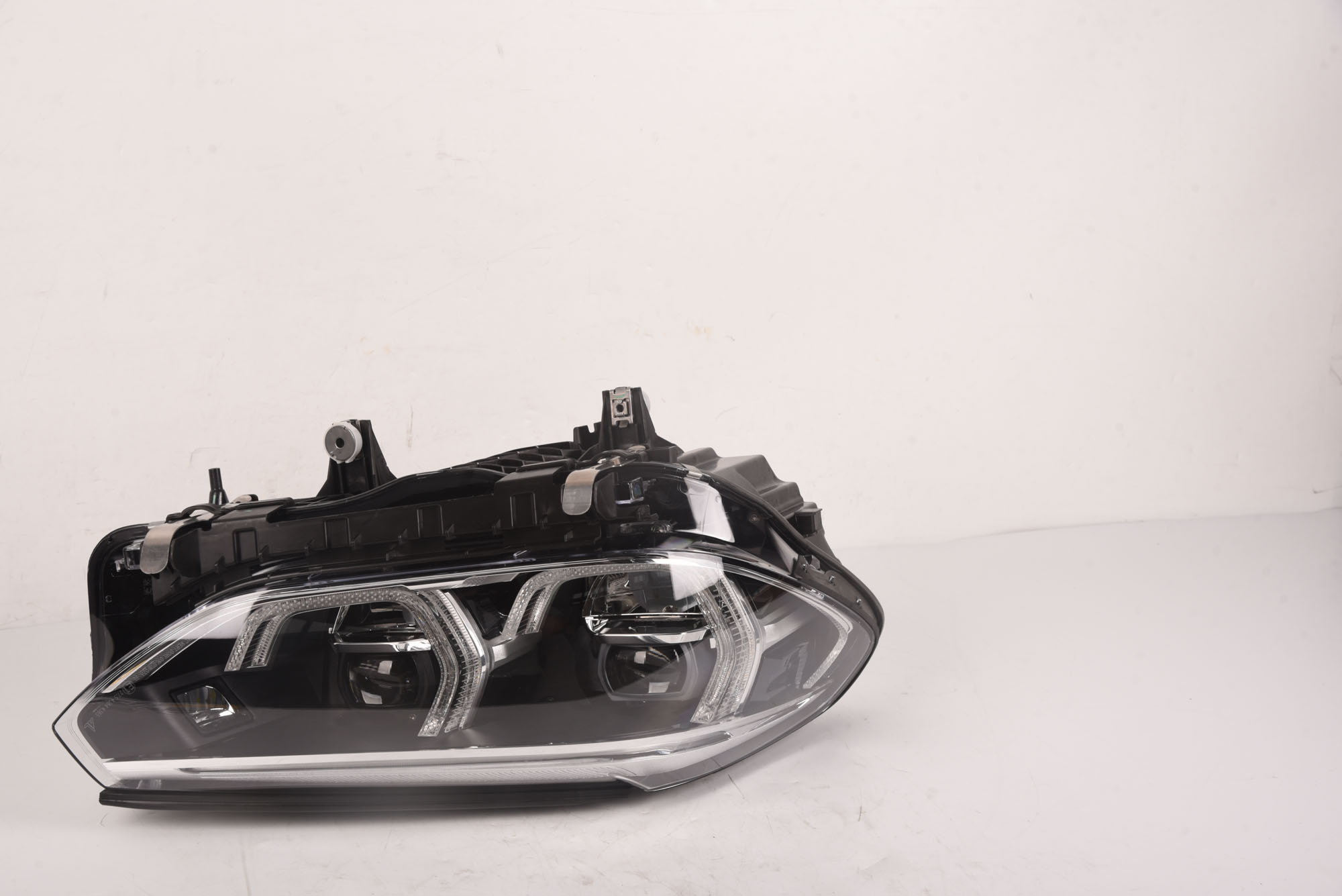 FAR DREAPTA LED BMW G01 - REMAN