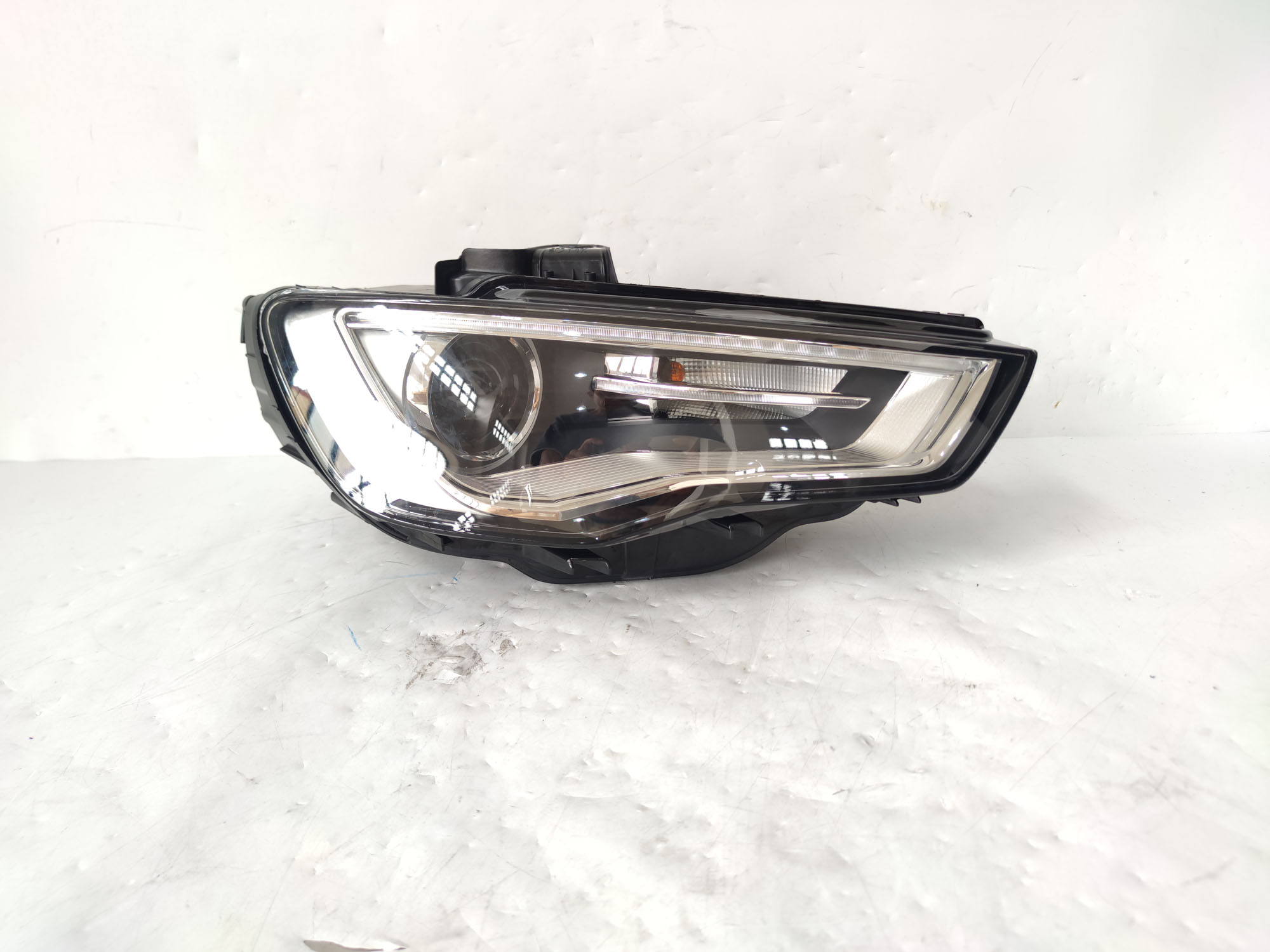FAR DREAPTA  AUDI A3 - REMAN