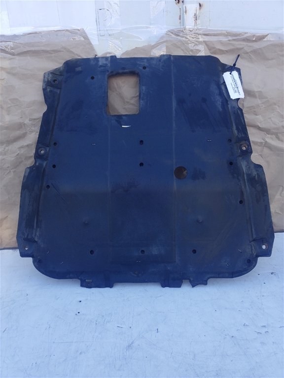 (758900184R) SCUT MOTOR PLASTIC  - SH