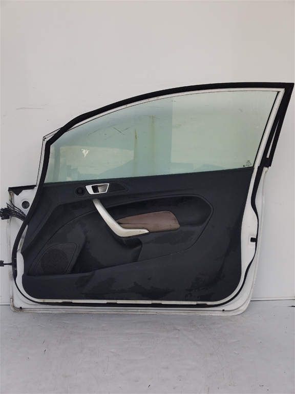 (1806117) USA DREAPTA FATA  (SE VINDE DEZECHIPAT) - SH