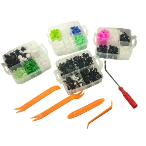 SET 470 BUC CLEME DIN PLASTIC CU 5 UNELTE