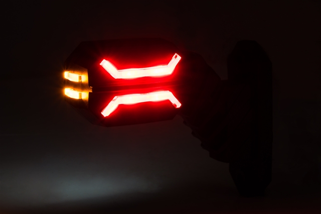 LAMPA DE POZITIE DREAPTA CU BRAT - HORPOL