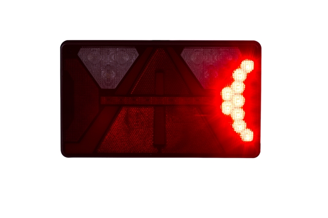 LAMPA SPATE DREAPTA, MODEL STRADA, 71 DE LEDURI - HORPOL