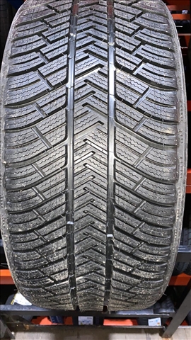 285/35 R20 104W XL TL PILOT ALPIN PA4 GRNX IARNA PJ EE:C FR:C U:2 74DB