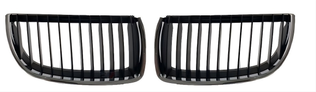 Imagine pentru produsul „GRILA RADIATOR DR. NEAGRA CU RAMA CROMATA - A.M."