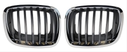 GRILA RADIATOR STG  NEAGRA CU RAMA CROM - A.M.