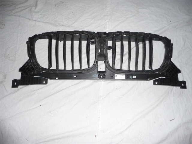 Imagine pentru produsul „DEFLECTOR AER SUPERIOR CU CLAPETE ACTIVE - A.M."
