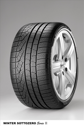 Imagine pentru produsul „235/50R17 96V W240S2(N0) IARNA PJ EE:C FR:C U:2 72DB"