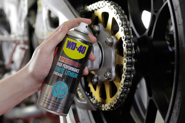 Imagine pentru produsul „WHITE LITHIUM-SPRAY VASELINA CU LITIU 400ML WD40"