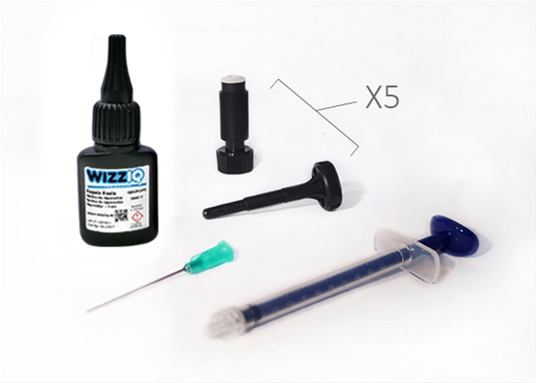 Imagine pentru produsul „SET RASINA REPARAT PARBRIZE+INJECTOR NEGRU(5 BUC.)+SERINGA(80100REPARATII)"