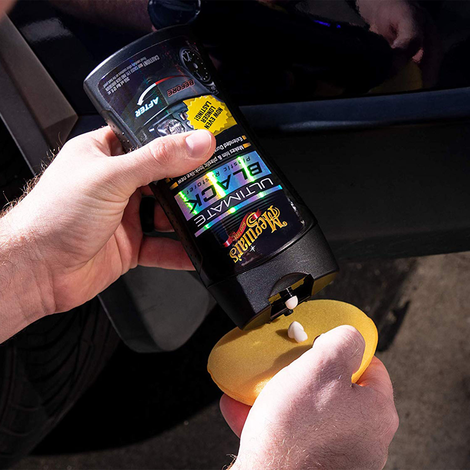 NBB SOLUTIE CURATAT EXTERIOR PLASTICE, 355 ML, ULTIMATE BLACK - EU  - MEGUIARS