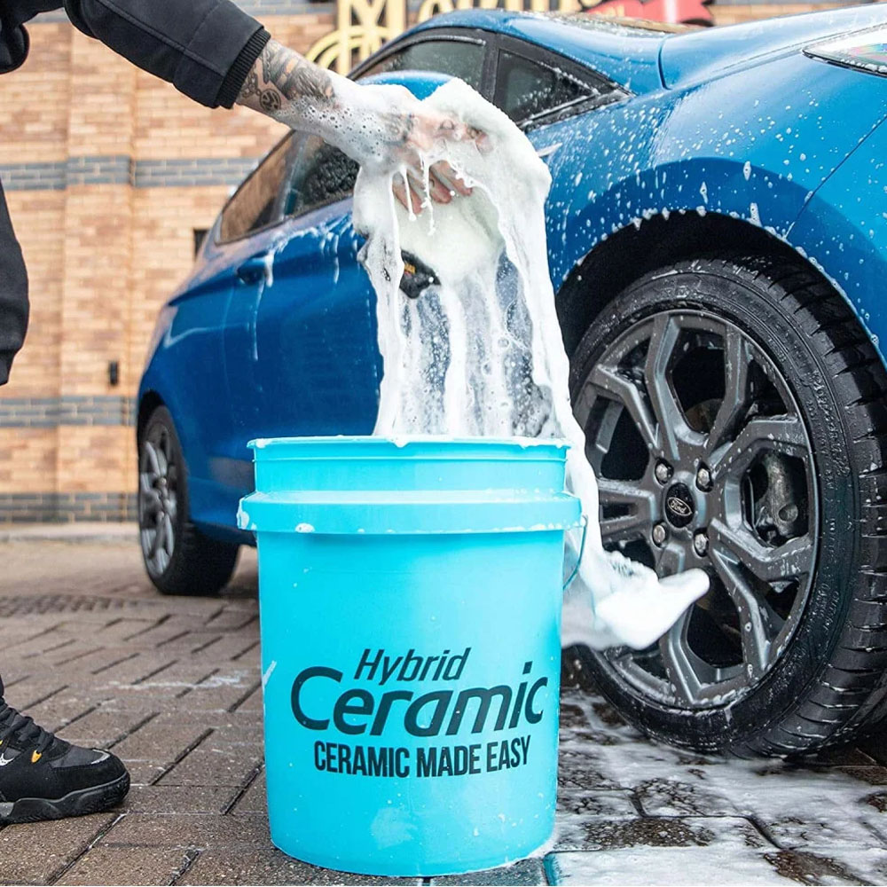 GALEATA HYBRID CERAMIC BLUE 20L GALLON BUCKET-MEGUIARS