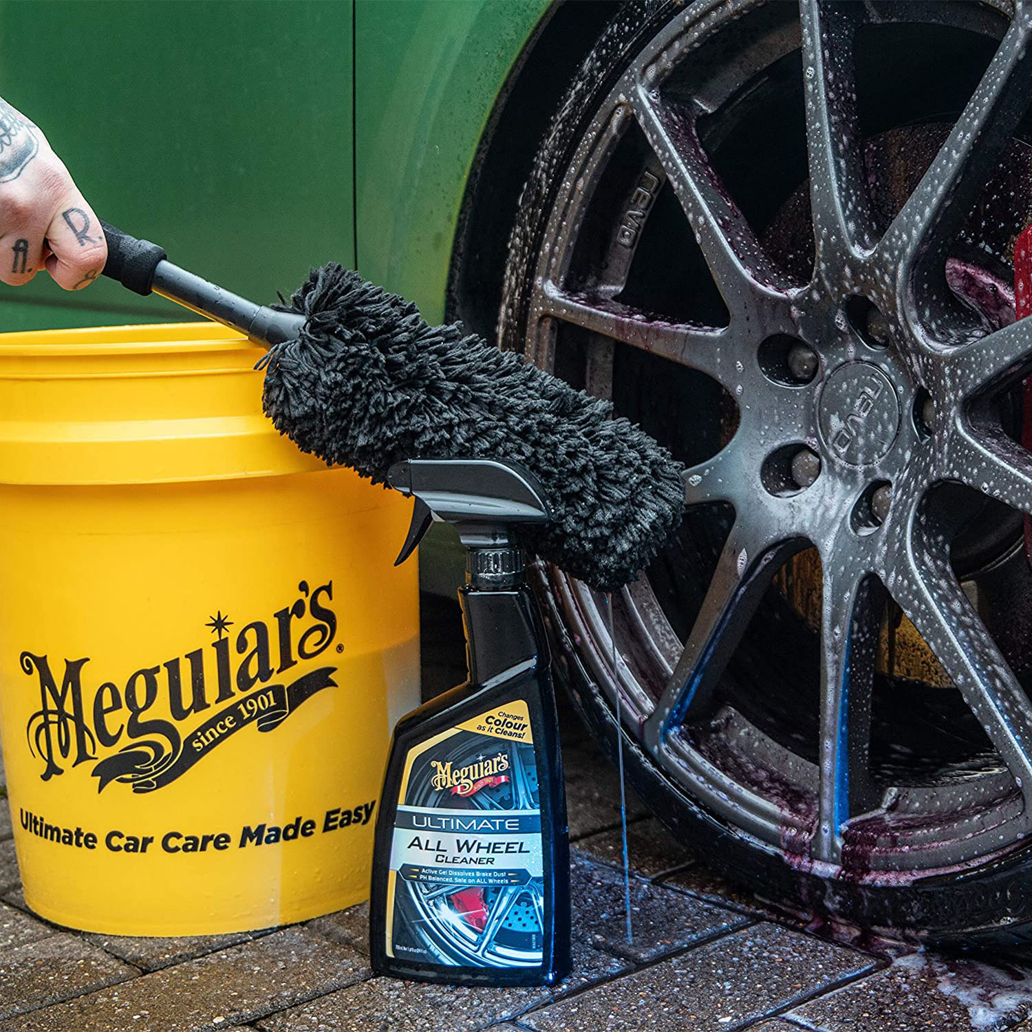 Imagine pentru produsul „NBB  PERIE MARE CURATARE JANTE  1 BUC,SUPREME WHEEL BRUSH - LARGE MEGUIARS"
