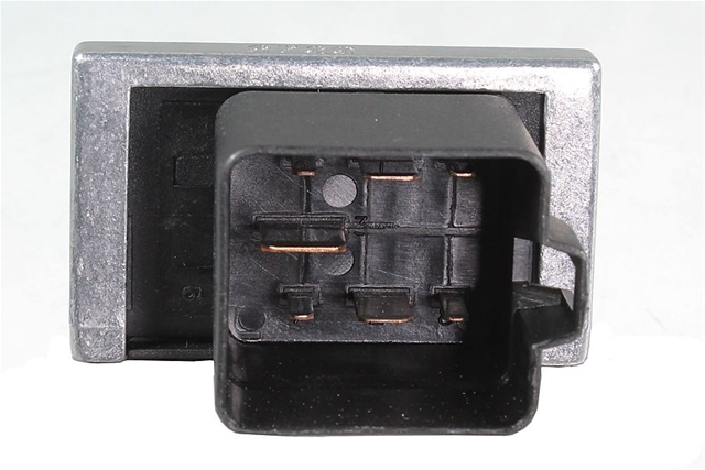 RELEU INSTALATIA DE COMANDA BUJII INCAND