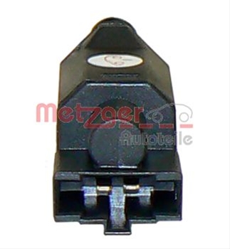 COMUTATOR, ACTIONARE AMBREIAJ (TEMPOMAT); COMUTATOR, ACTIONARE AMBREIAJ (COMANDA MOTOR)