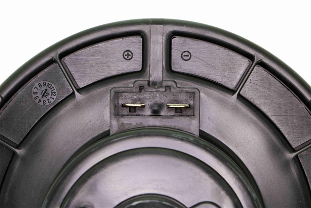 Imagine pentru produsul „VENTILATOR, HABITACLU; VENTILATOR ABSORBTIE, AER HABITACLU"