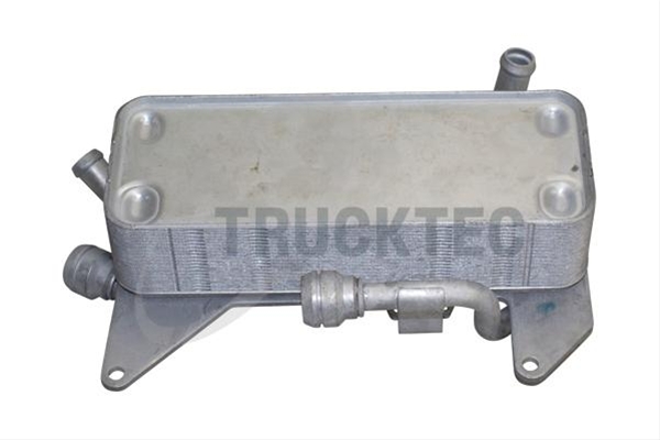 Imagine pentru produsul „RADIATOR RACIRE ULEI CUTIE DE VITEZE AUTOMATA TRUCKTEC"