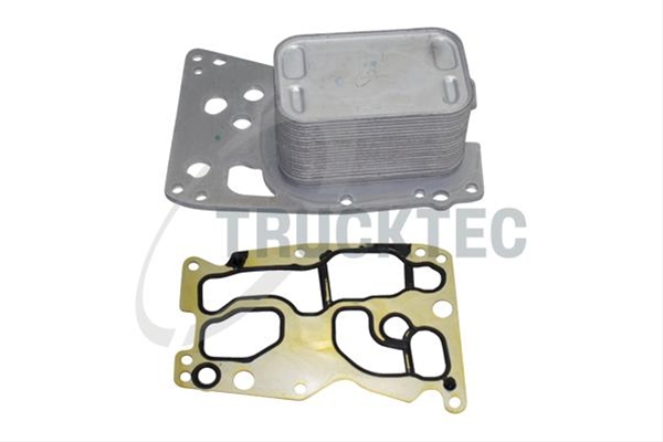 Imagine pentru produsul „RADIATOR ULEI ULEI MOTOR TRUCKTEC"