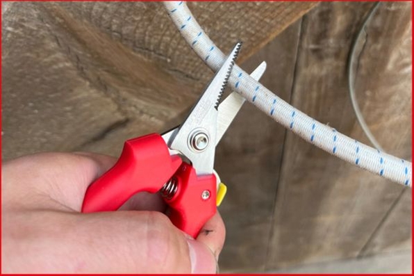 Imagine pentru produsul „FOARFECA UNIVERSALA, CU DINTI, 145MM"