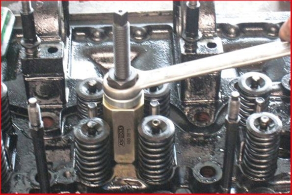 Imagine pentru produsul „TUBULARA 3/8 PROFIL TORX E12 LUNGA"