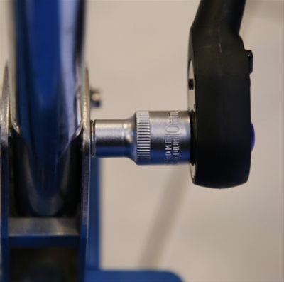 Imagine pentru produsul „TUBULARA 1/2 HEXAGONALA 10 MM SCURTA"